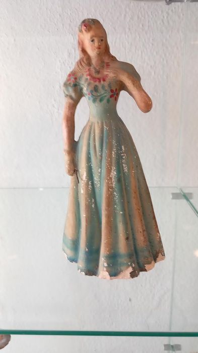faiança figura de senhora