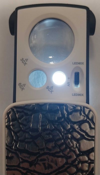 Лупа з лед підсвідкою 30,60,90