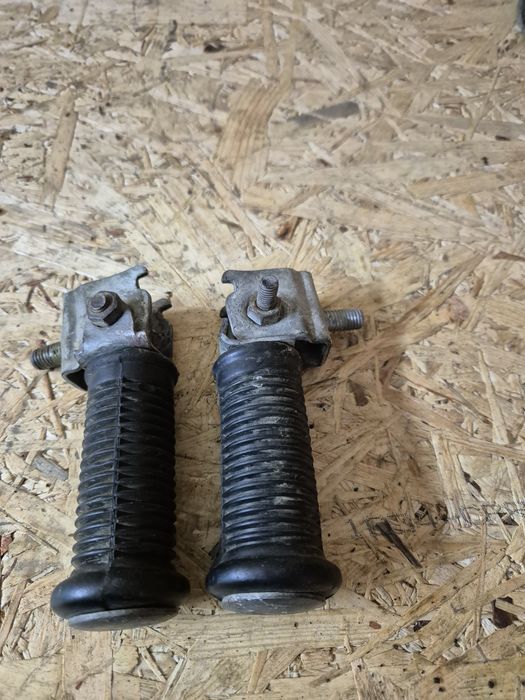 Stopki podnozki pasażera mz etz 150