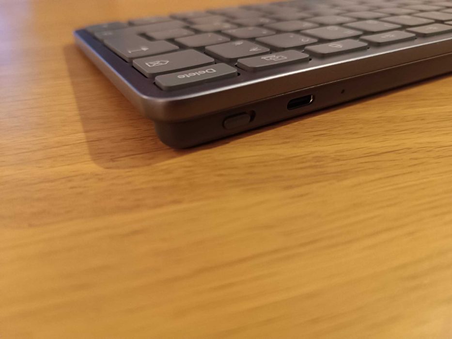 Teclado Sem Fios LENOVO Multi-Device *novo*