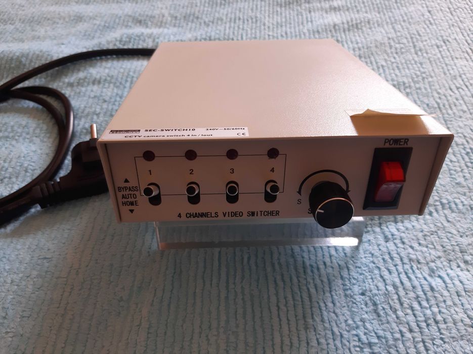 4-Channel CCTV Switcher/Switch446963406906992643