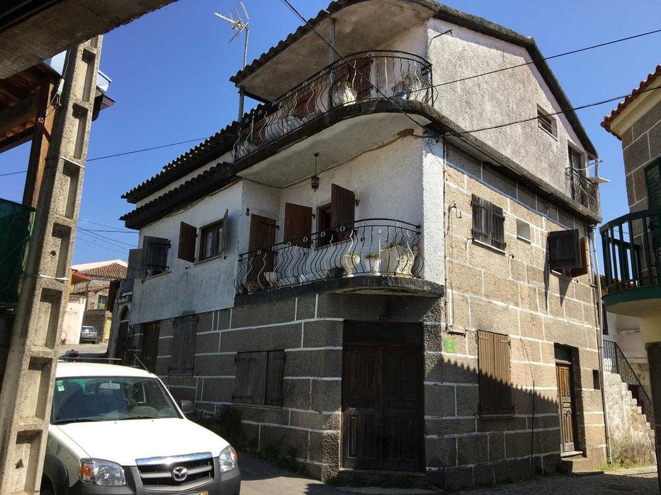 Moradia - Carrazeda de Ansiães