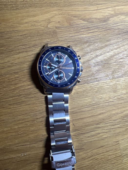 Чоловічий годинник GUARDO 012782-2