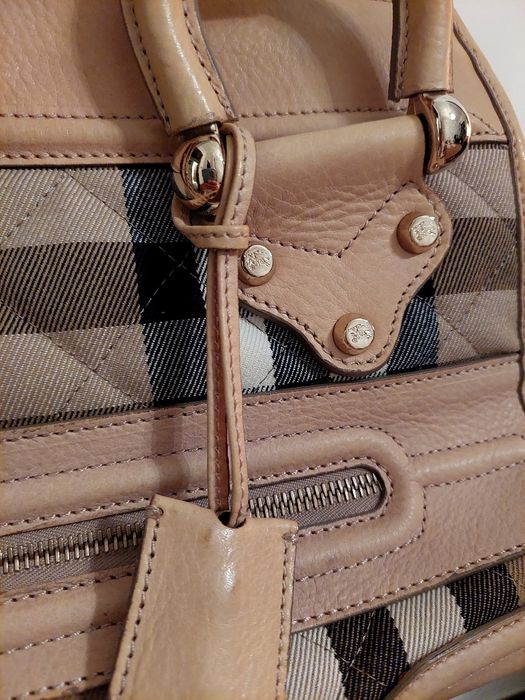 Mala de ombro Burberry - preço fixo