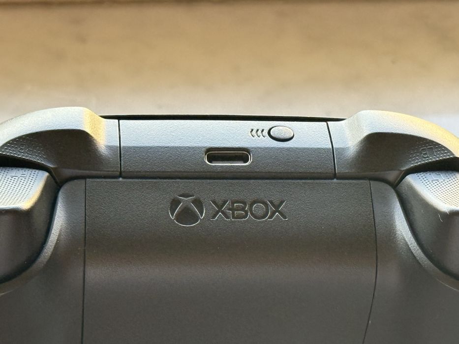 kontroler XBOX Series X na gwarancji + kabel