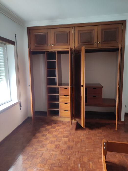 4 Quartos  cada  junto às Escolas Superiores em Castelo Branco