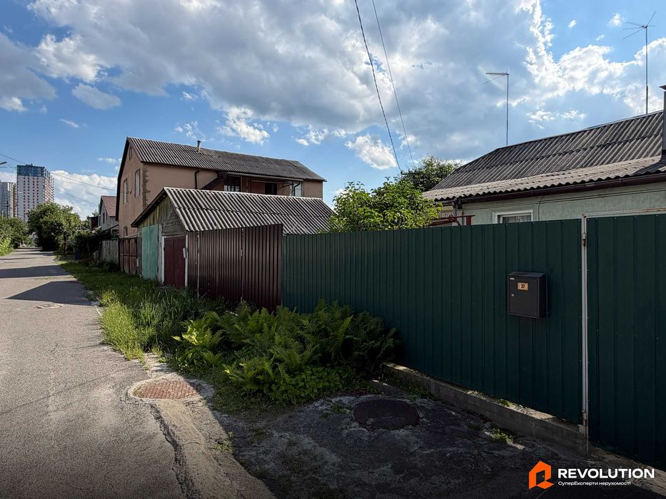 Без комісії. Продаж частини будинку 52.5м2, мікрорайон Новобіличі, вул Гостомельська 37