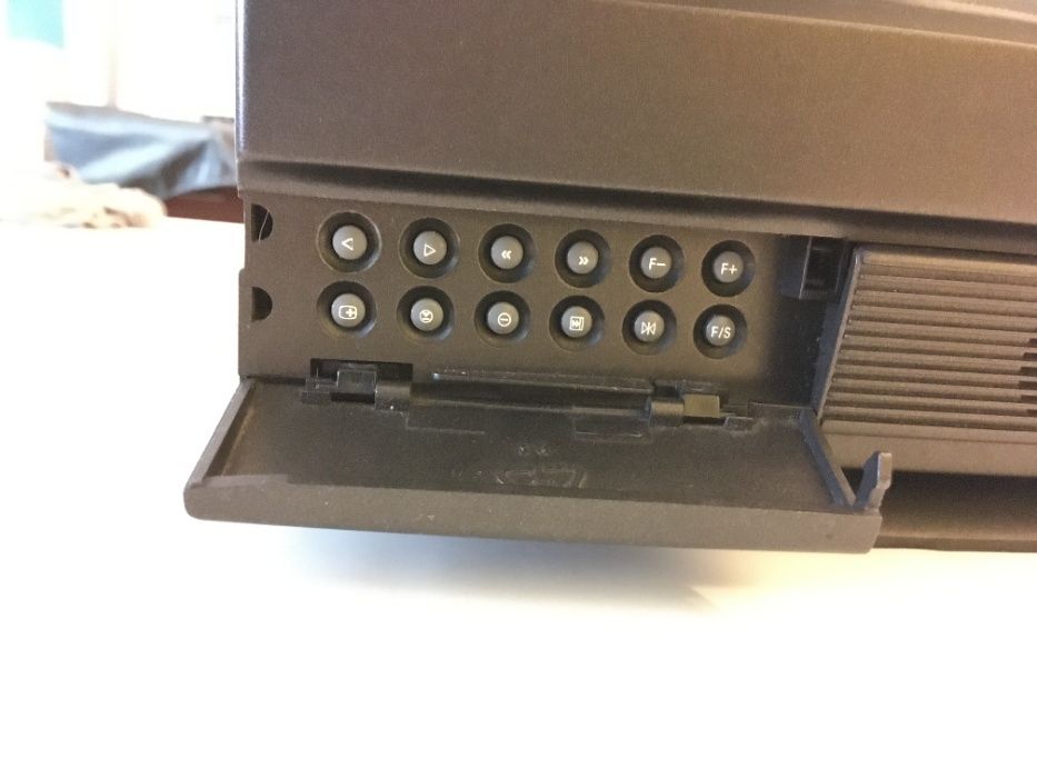 Televisão (TV) Vestel (37 cm)