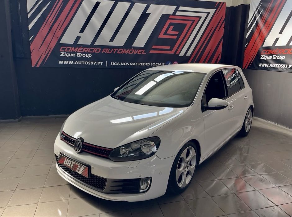 VW Golf VI 2.0 TSI 211CV CX DSG