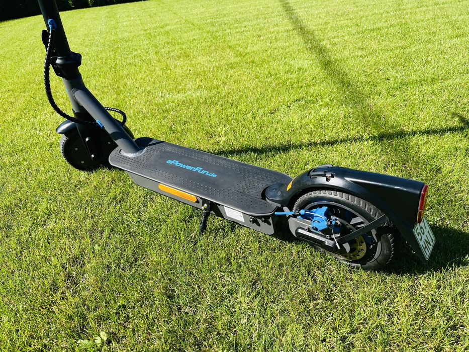 Hulajnoga elektryczna eScooter ePF-1 (22km/h) 33km