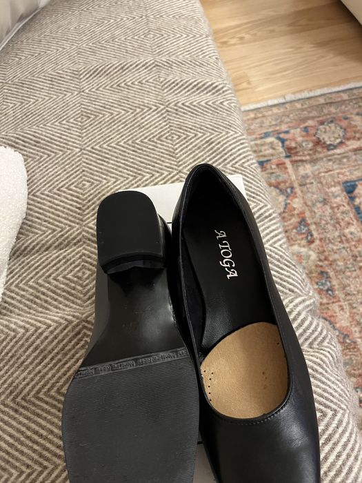 Sapatos académicos em pele 37