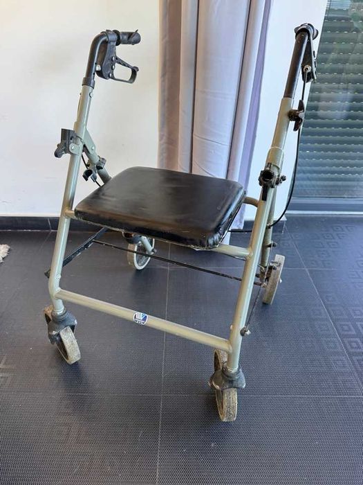 Balkonik, chodzik rehabilitacyjny