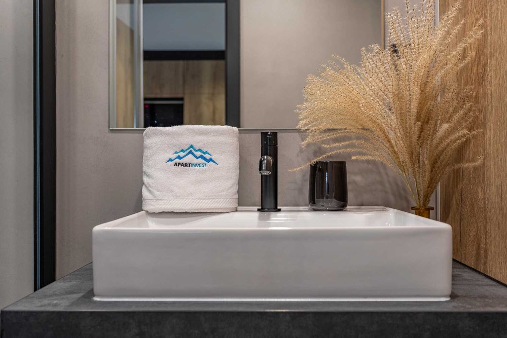 Apart Invest Mountain  Tree Apartment