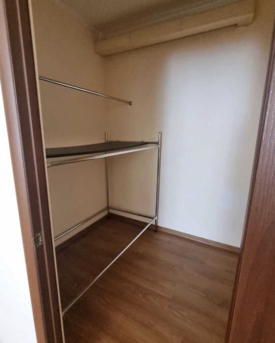 Продаж великої 3 кімнатной квартири Росвигово.