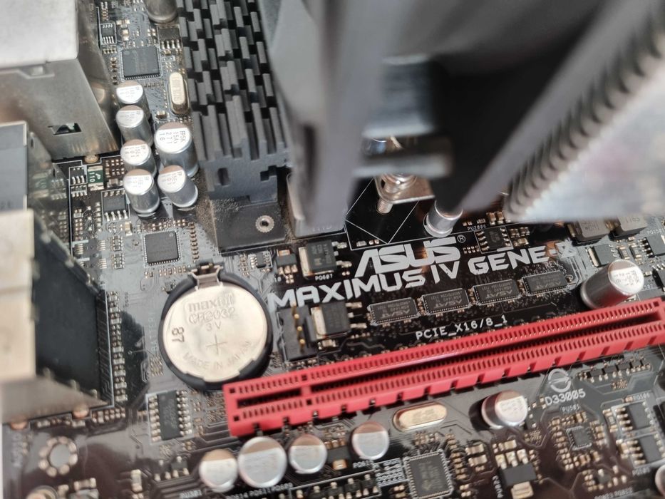 Asus Maximus IV Gene-Z + Intel i7 2600k + chłodz. SilentiumPC Fortis