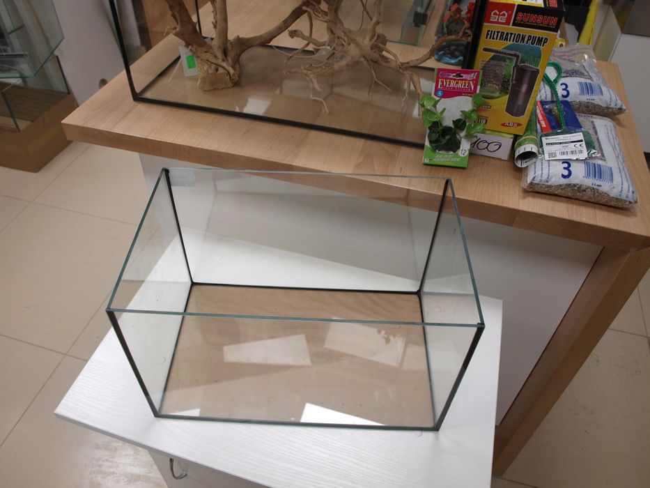 Akwarium 40x25x25 proste