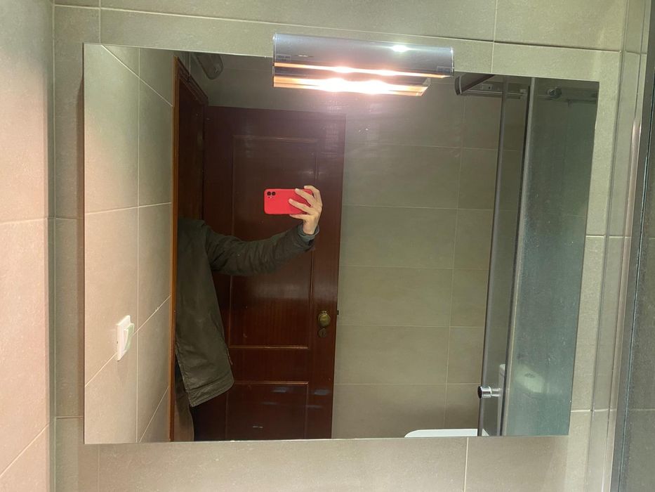 Espelho de casa de banho