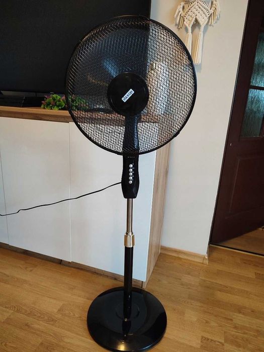 Nowy Wiatrak Wentylator Podłogowy Stojący 5 Łopatek Timer + Pilot