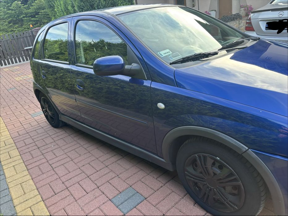 Opel corsa c  1.2  75km