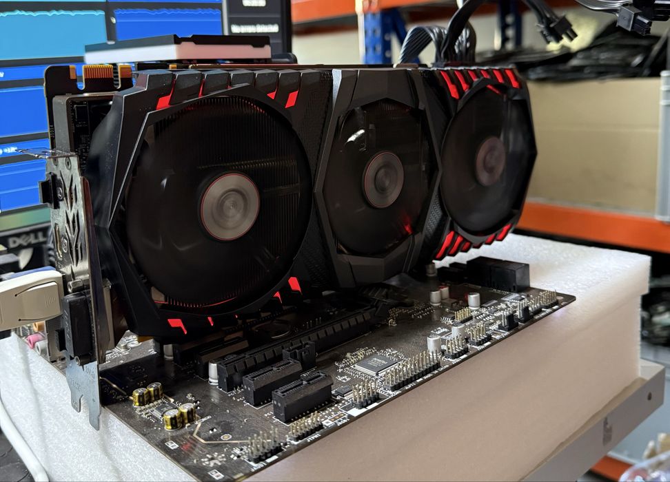 Відеокарта MSI GTX 1080 Ti Gaming Trio 11Gb