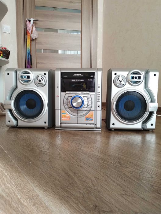 Мощный Panasonic 400 Вт ( Блютуз - AUX ) Bi-Amp муз центр Панасоник