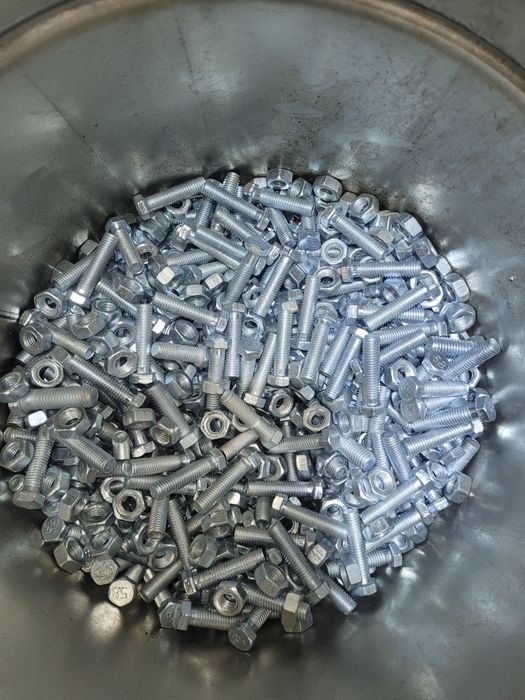 Метиз; гайка;  болт М10×30 ; М10×40; М12×40;М16×40; Гайка М12;М16