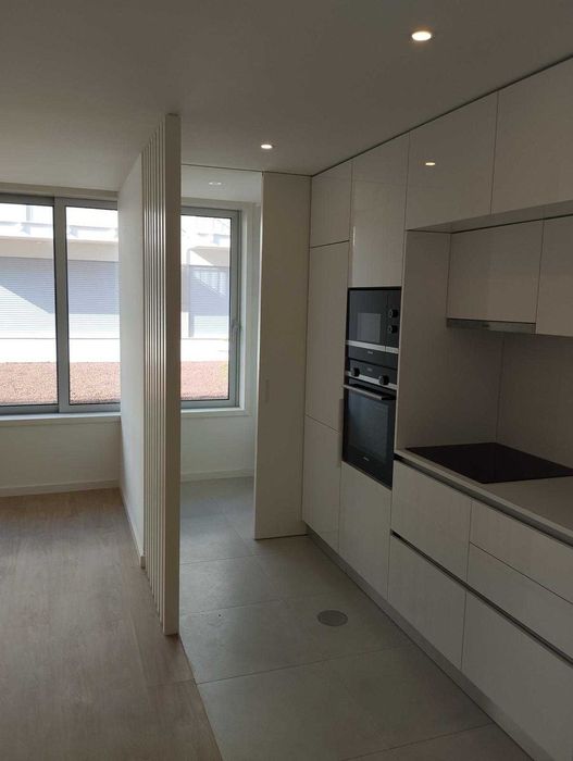 Apartamento T2, localizado na Praia do Furadouro, em Ovar