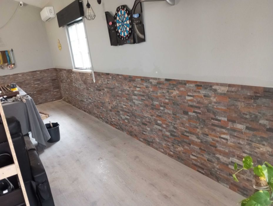 Remodelações,  telhados pinturas e obras em geral.