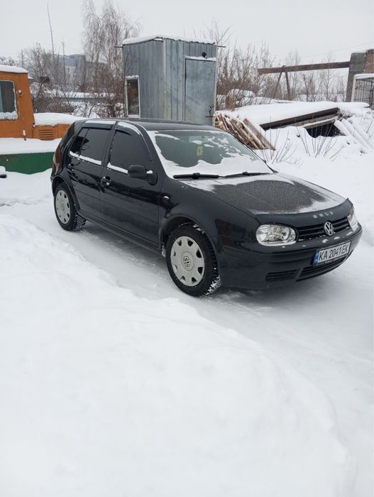 VOLKSWAGEN GOLF В гарном стані