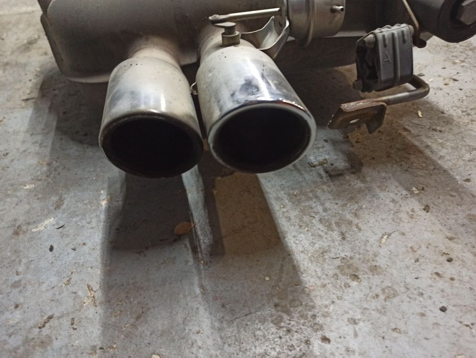 Глушитель Резонатор Банка БМВ Ф10 F10 N20 B20 528 I Разборка BMW HELP