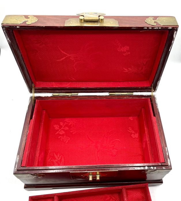 Caixa, Guarda Joias antigo chinês, oriental, pau rosa