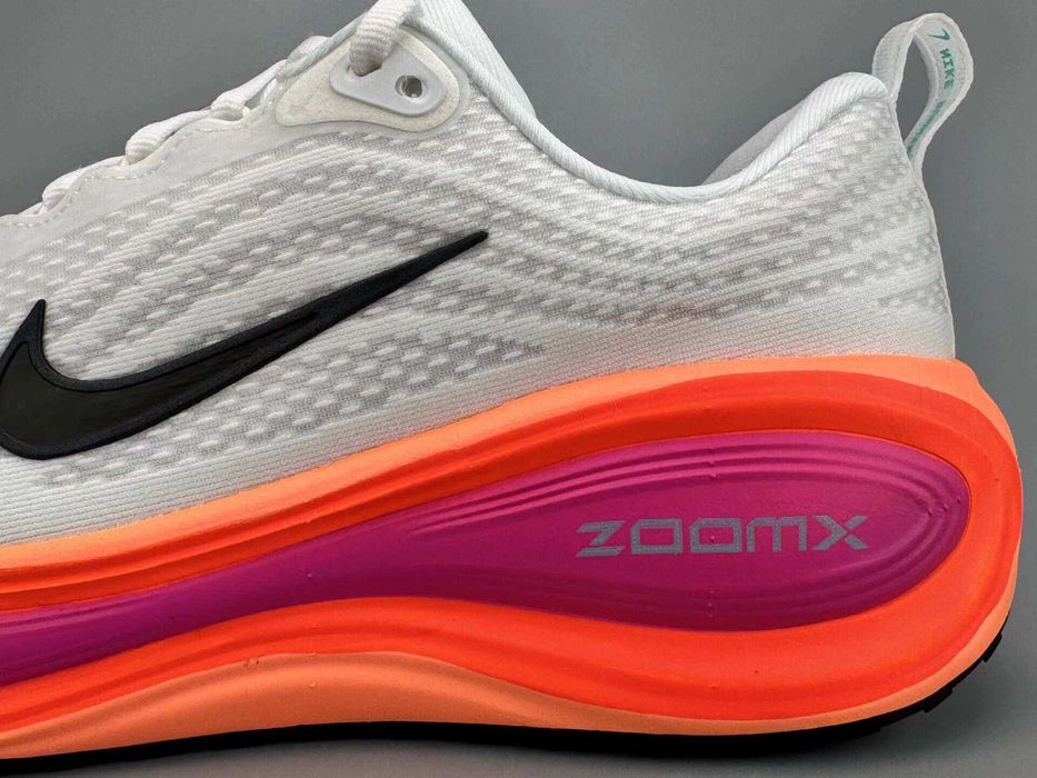 Nike Vomero Plus R.37