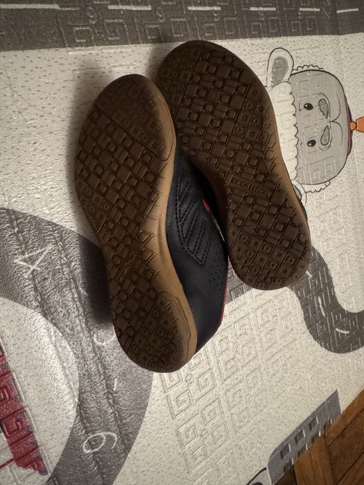 Decathlon кеди для спорту , 17 см устілка (26-27 розмір)