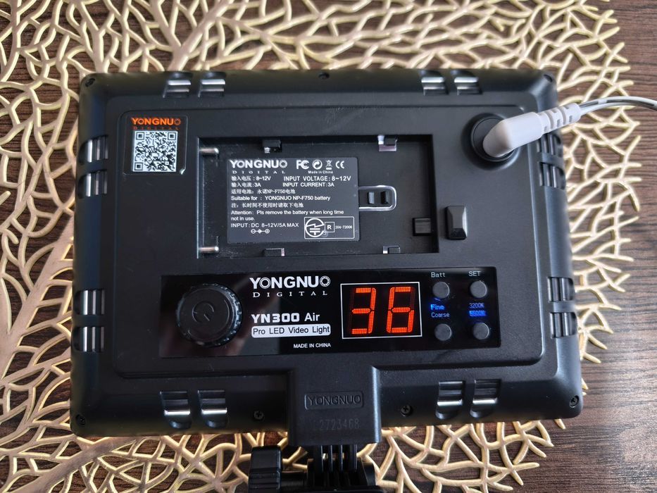 Lampa Yongnuo YN300 Air