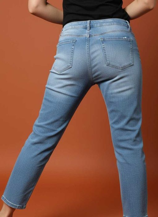 Стильні жіночі джинси