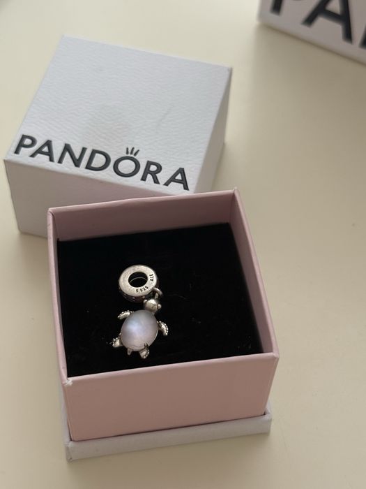 Шарм от pandora