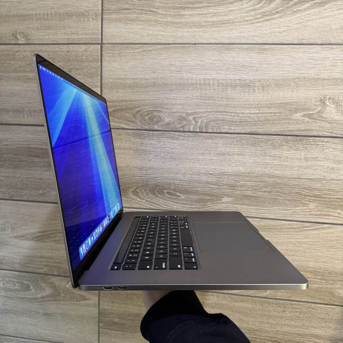Ідеальний стан! MacBook Pro 16 2020 Core i9, 1Tb, 5500M