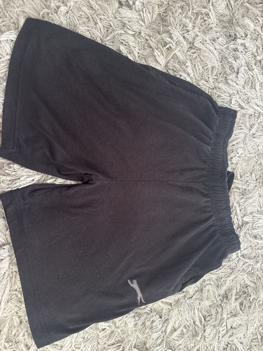 Czarne spodenki slazenger r.S
