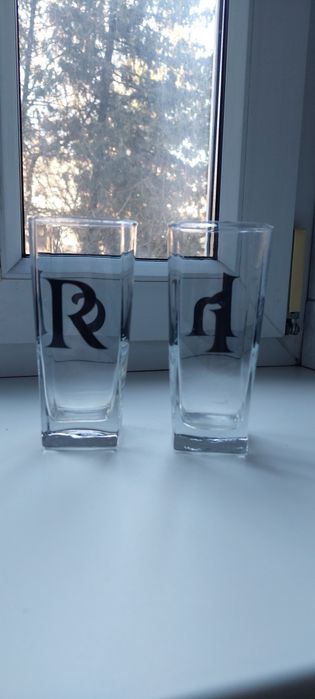 Продам новые стаканы.