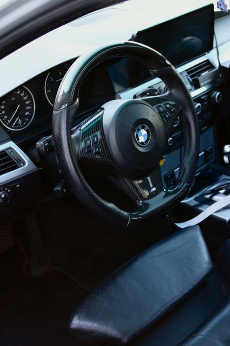 BMW Seria 5 BMW E60 530d RWD automat