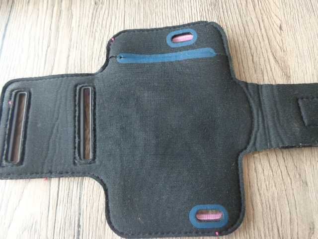 Etui na telefon nakładane na ramię
