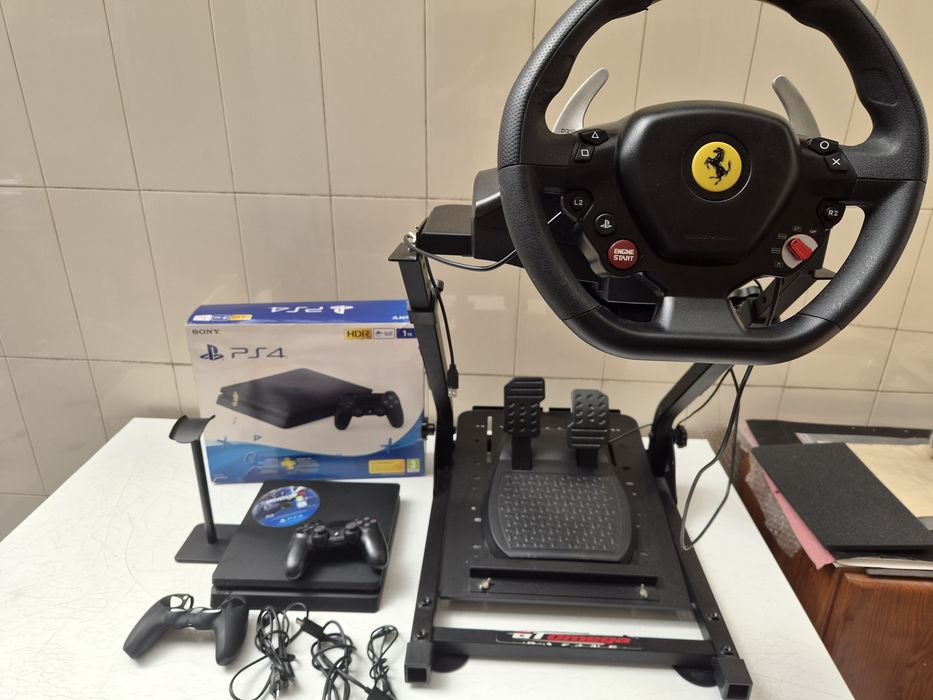 Volante Thrustmaster T80 Ferrari 488 GTB completo + base suporte que permite obter o máximo conforto !!