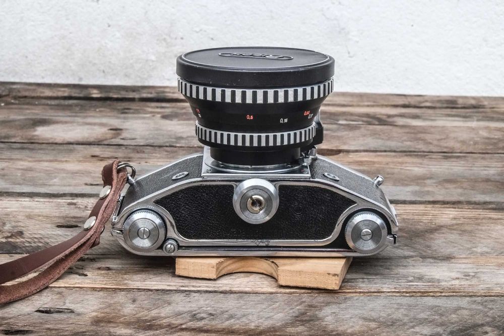 Exakta Varex Vx with Carl Zeiss Flektogon 20mm f:463824742279171124
