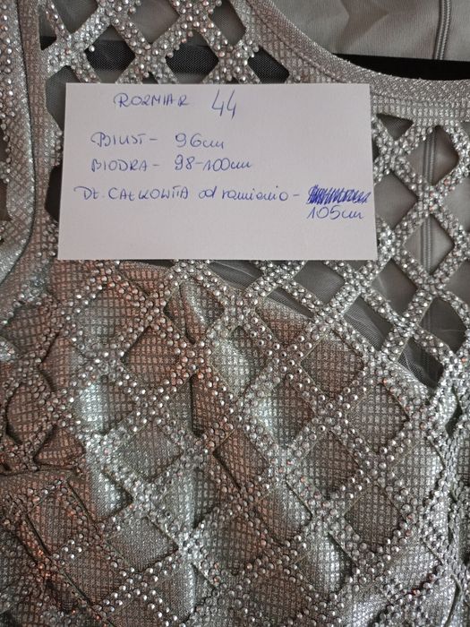 Elegancka sukienka damska