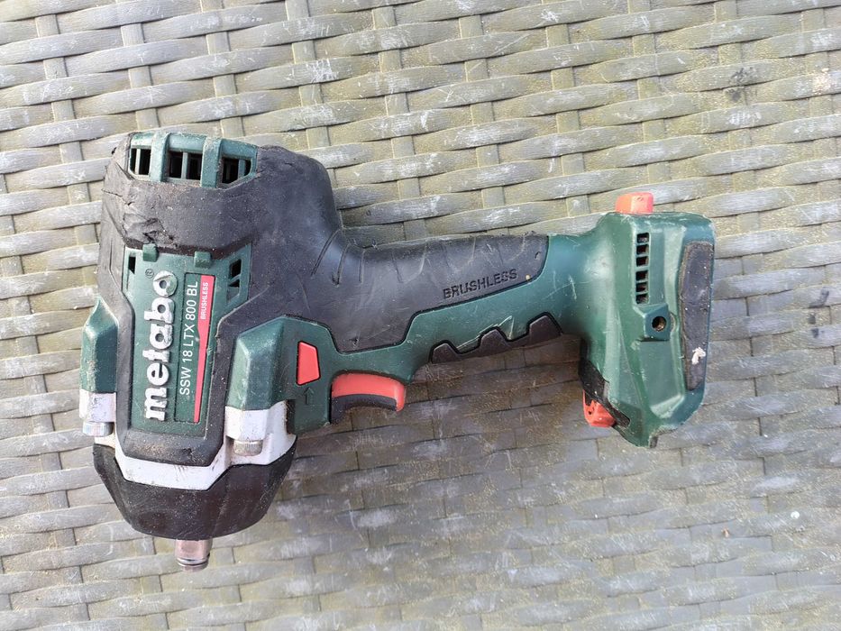 Klucz udarowy Metabo 800 bl