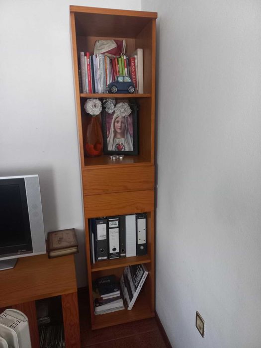 Mobília de Sala_Madeira Maciça