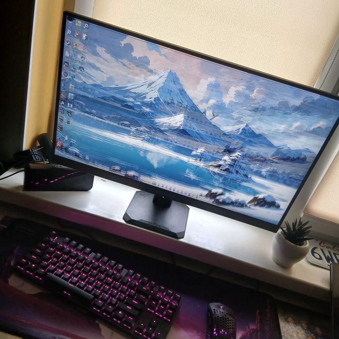 Продам монитор Gigabyte 180 hz, 27 дюймов с битой матрицей