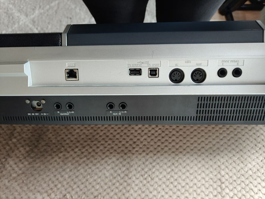 Keyboard Yamaha PSR S700