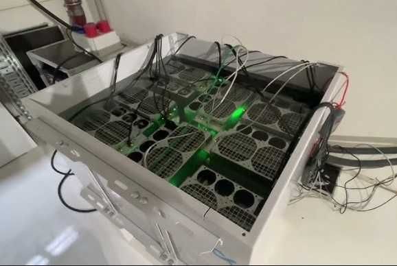 Equipamento Arrefecimento Mineração BTC para 8 máquinas (zero ruído)