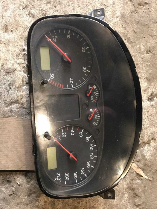 Панель приладів Фольксваген Т-4 2,5TDI Transporter